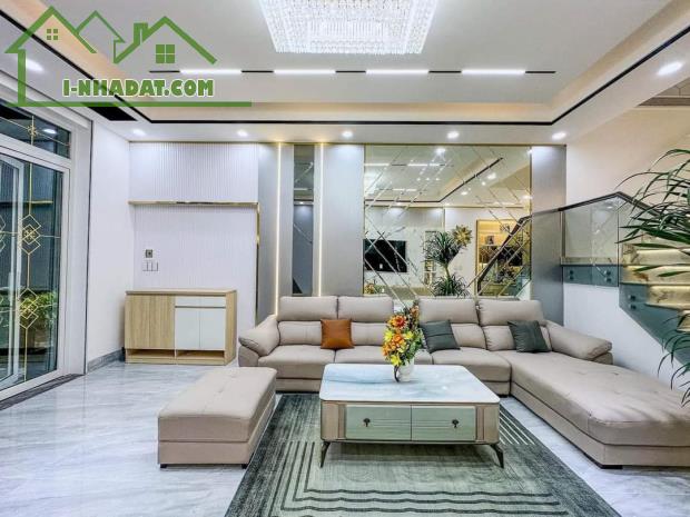 NHÀ 1 TRỆT 2 LẦU MỚI 100% - FULL NỘI THẤT CAO CẤP ĐƯỜNG 144D4 - KDC HỒNG LOAN 6A - 1