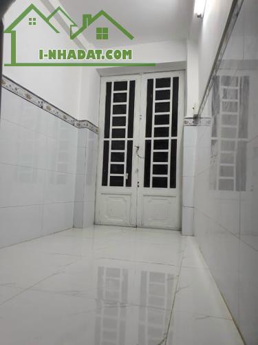 HẺM XE TẢI_NỞ HẬU_CHỈ NHỈNH 1 Tỷ_Hoà Thạnh, giáp Tân Bình - 2