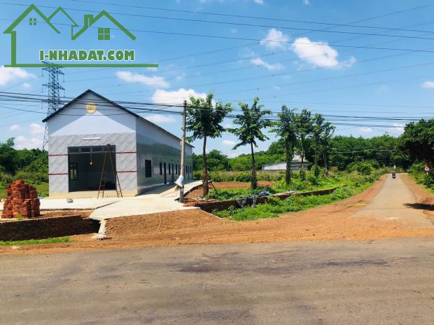 BÁN NHANH 11X55= 600M2 ĐẤT MẶT TIỀN ĐƯỜNG TỈNH 42M CHO THUÊ NHÀ XƯỞNG ĐƯỢC LIỀN. GIÁ 560TR