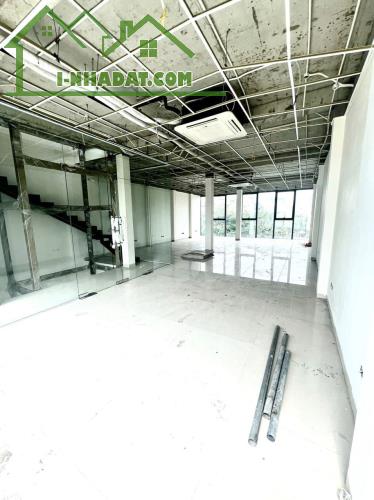 Cho thuê 200 - 500m2 tầng 1 trung tâm thương mại Trương Định Plaza, 18 mét mặt tiền phố