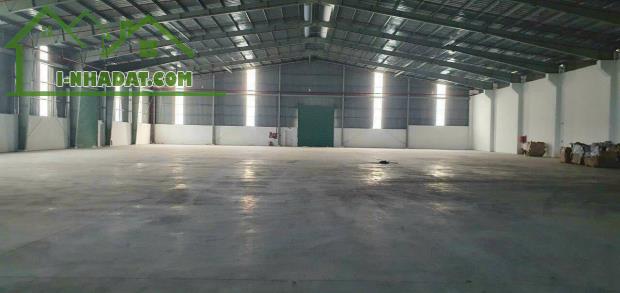 Cho thuê 2100m2 Xưởng Tân Uyên , PCCC tự động xưởng mới giá rẻ