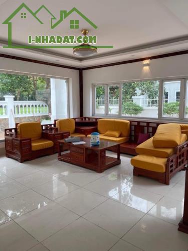 BIỆT THỰ LONG VIỆT QUANG MINH MÊ LINH, 500M2, 3 TẦNG, TẶNG NỘI THẤT, CẦN BÁN GẤP, 25.5 TỶ. - 2