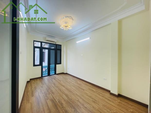 Chủ sốt bán, hạ chào liên tục, hơn 6 tỷ chỉ còn 5,2 tỷ, nhà Võ Chí Công, 30m2, 5 tầng - 2