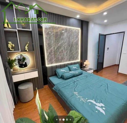 Bán Nhà Phố TRẦN CUNG, 62M2, Nhỉnh 10 Tỷ, Nhà Đẹp lung linh, Ô tô đỗ trước nhà - 2