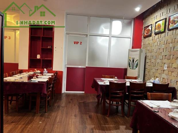 Bán nhà mặt phố Thái Thịnh-DT 90m2-tập thể tầng 1-VỈA HÈ RỘNG-KINH DOANH ĐỈNH.