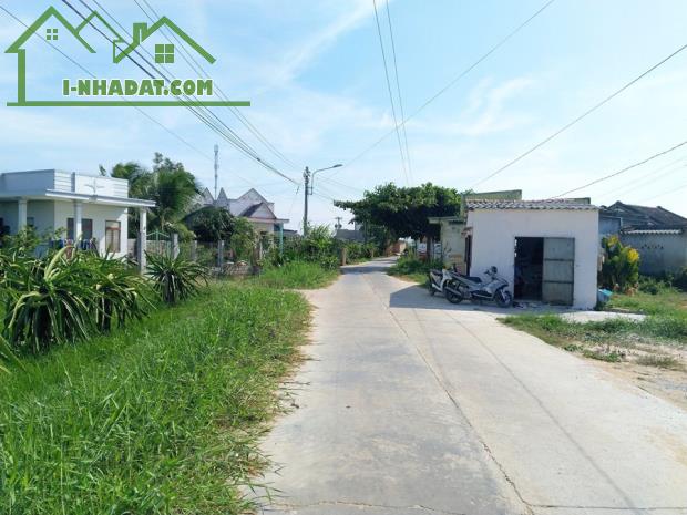 Cần bán gấp-Đất Thổ cư Tiến Hoà-Tiến Lợi-Phan Thiết-DT: 195m2+216m2+274m2
