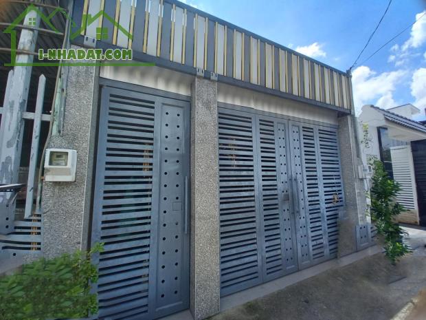 Nhà MT Lê Thị Lơ HM, 135m2, 5x27m chỉ 4.x tỷ - 4