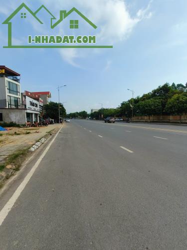 Bán Đất mặt Đường Nguyễn Tất Thành - đối diện ĐH Hùng Vương 179m2, mt 8.8m, 6.8 tỷ