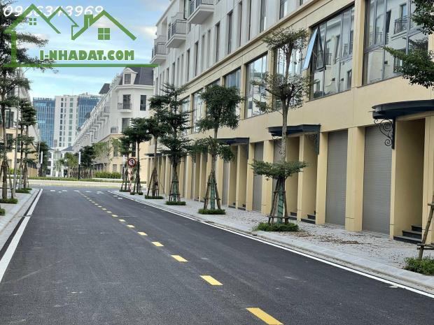 1.7 TỶ  NHẬN NHÀ 5 TẦNG. LIỀN KỀ NAM SÔNG MÃ.  CENTRAL RIVERSIDE. CĐT: 0966343969 - 4