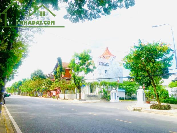 Chỉ 45 Tỷ-Sở Hữu Ngay Nhà 1 Trệt 4 Lầu MT Nguyễn Văn Hưởng,Thảo Điền,Q2 DT:100m2(5,6mx17m) - 4