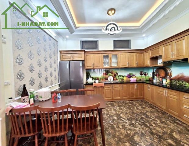 Bán nhà mặt phố quận Hà Đông 60m2, kinh doanh vô địch chỉ 10 tỷ - 1