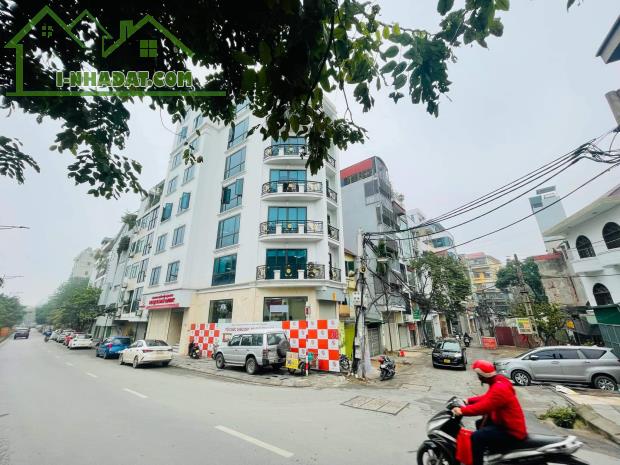 Bán Nhà Mặt Đường Bưởi - Lô Góc  - Mặt tiền 12m - 120m2 - 38 tỷ.