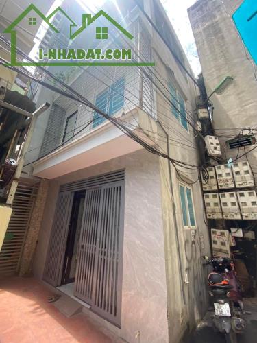 Bán nhanh nhà phố Mỹ Đình DT 52m2 mặt tiền 6,5m sổ vuông giá 6 tỷ nhỏ