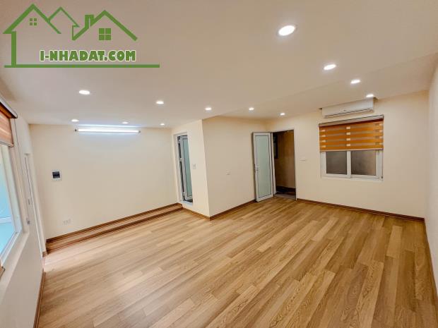 BÁN NHÀ TẬP THỂ  CHÙA BỘC, ĐỐNG ĐA, 75 M2 (sổ 57m2), 3NGỦ, 2 THOÁNG, 2.85 TỶ