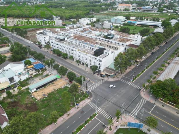 Cần Bán Nhà Phố Trung Tâm Tây Ninh - An Ninh Tốt, Gần Chợ - 2