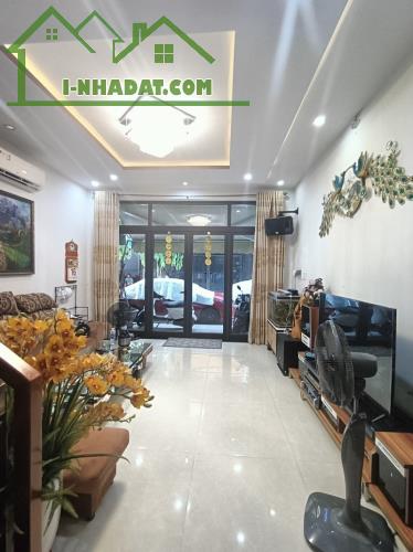 ► Mặt Tiền Hải Châu, đường Nguyễn Văn Tố, 2 tầng đẹp hiện đại, giá tốt - 2