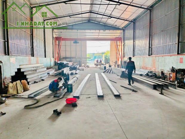 Cho thuê 800m2 nhà xưởng sẵn Cẩu Trục 5 tấn + Văn Phòng tại đường Chùa Trầm, TT Chúc Sơn, - 3