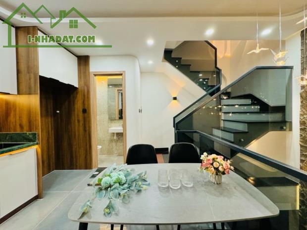 HẺM XE HƠI TỚI NHÀ KHU PHAN XÍCH LONG 40M2, NGANG 6M, 4 TẦNG 3PN FULL NỘI THẤT, NHỈNH 8 TỶ - 3