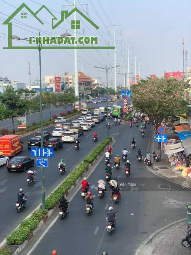 Bán đất 112m2 (8x14m) kế bên TTTM Emart Phan Văn Trị - đường nhựa 10 mét - khu vực xây cao - 4