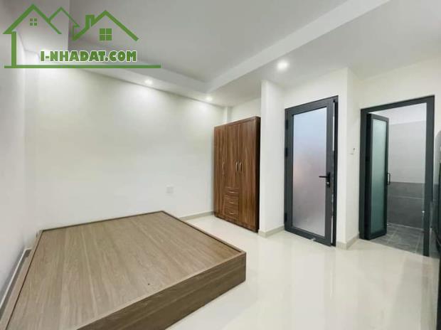 Kẹt vốn bán gấp nhà Huỳnh Tấn Phát, Quận 7. Giá 3,5 tỷ/60m2, SHR - 4