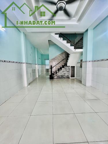 Bán nhà đường 8m Đình Phong Phú,Tăng Nhơn Phú 105m2,Quận 9 chỉ 6,9 tỉ. - 1