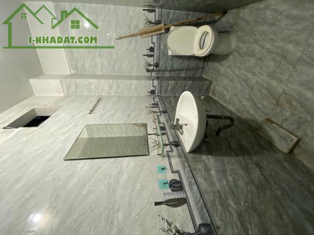 Bán nhà Trần Cung 42m2 4 tầng Mt4m nhà nhà thoáng ngõ nông giá chỉ nhỉnh 6 tỷ - 1