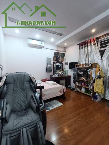 CC bán nhà  PL Hoàng Văn Thái Thanh Xuân ngõ ô tô KD gần phố 50 m2 4 tầng MT 5 m giá 12,9 - 2