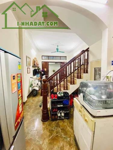 BÁN NHÀ ĐẸP NGÕ 47 NGUYỄN ĐỨC CẢNH 41M 4T MT 4M, 6 TỶ, Ô TÔ 7 CHỖ ĐỖ CỬA, 20M Ô TÔ TRÁNH