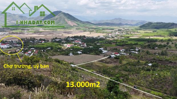 bán 13.000m2 view đẹp đường oto giá rẻ trung tâm xã Diên Tân, Diên Khánh làm nhà vườn