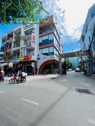 Bán nhà 3 mặt tiền đường nga Nguyễn Văn Trỗi Q.Phú Nhuận, đoạn đẹp nhất, Giá rẻ bất ngờ