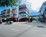 Bán nhà 3 mặt tiền đường nga Nguyễn Văn Trỗi Q.Phú Nhuận, đoạn đẹp nhất, Giá rẻ bất ngờ
