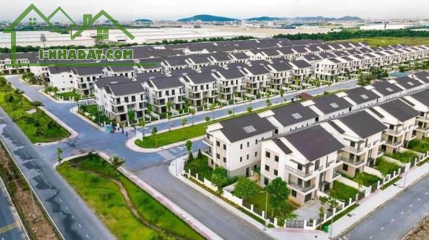 Căn Shophouse 100m2 xây 3 tầng mà giá 5.9xx tỷ ngay Long Biên Hà Nội