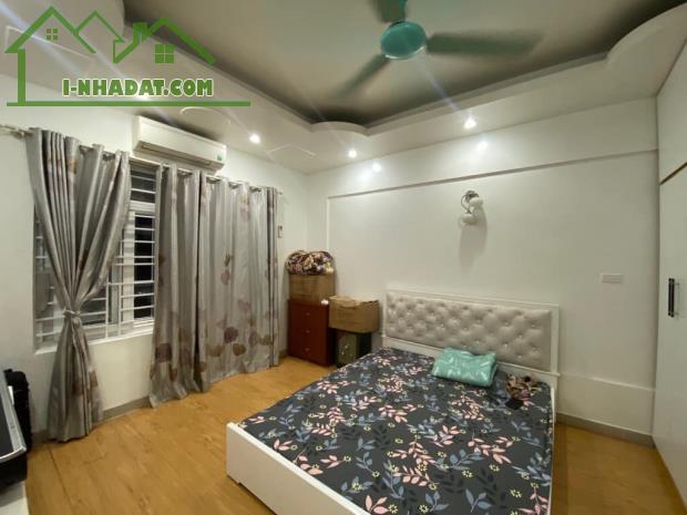 Bán Nhà Nguyễn Sơn, Long Biên 5T, 33m2 giá 5,95 tỷ ( cách ô tô đỗ 25m) - 2