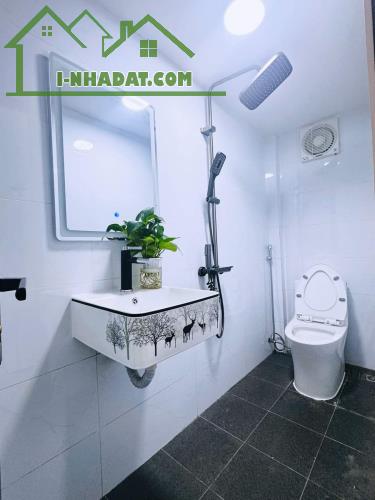 🔷 Trần Quý Cáp 🏠 4 tầng 🛏️ 2 ngủ khép kín 🚽 3 wc 💲💲Giá nhỉnh 4 tỷ - 2