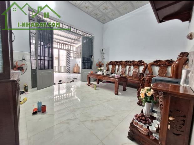Bán nhà Tân Xuân ,Hóc Môn , DT 92 m2 . Giá chỉ  3.25 tỷ  (TL)