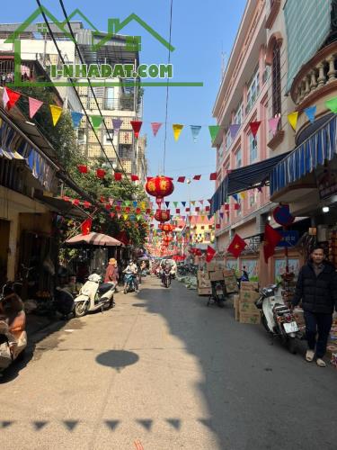 Chủ giáo viên bán gấp trong hè nhà phố Lê Hồng Phong Hà Đông 4 tầng giá 4.8 tỷ - 1