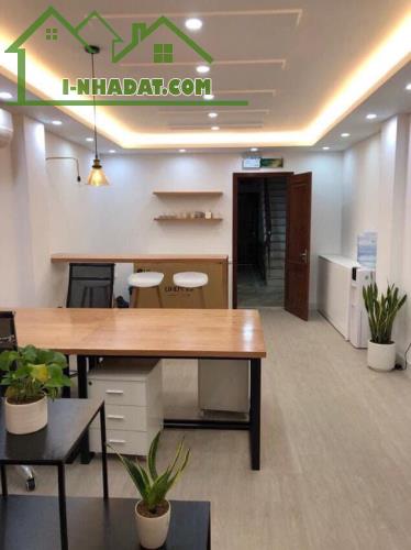 BÁN NHÀ VP LÔ GÓC MẶT PHỐ NGUYỄN TRÃI 8 TẦNG THANG MÁY DT 125M2 MẶT TIỀN 4.2M2 GIÁ 41 TỶ - 2