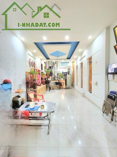 Bán nhà 1 xẹt Đất Mới, vào ở ngay, 3 tầng, 56 m2, chưa tới 5 tỷ