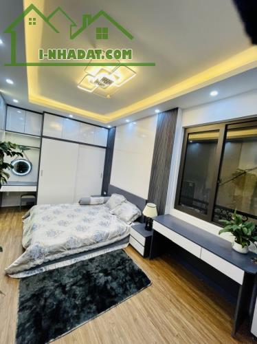 Bán nhà phố Giải Phóng 50m2*5 tầng, MT 4m, giá 4 tỷ - 2