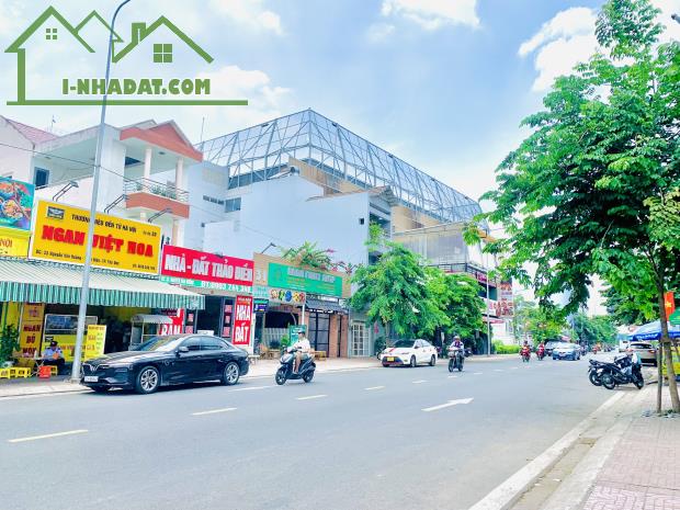 Bán Đất Mặt Tiền Nguyễn Văn Hưởng,Thảo Điền,Quận 2 DT:245m2(8,5mx30m) View Sông Sài Gòn - 5