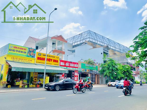 Bán Đất Mặt Tiền Nguyễn Văn Hưởng,Thảo Điền,Quận 2 DT:245m2(8,5mx30m) View Sông Sài Gòn - 2