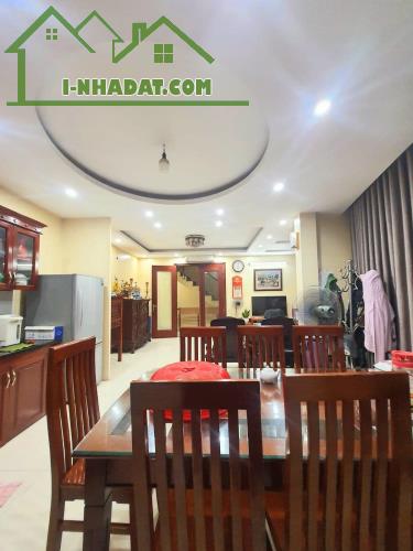 Bán nhà phố Kim Ngưu, Hai Bà Trưng 45m, 5 tầng. Giá: 9.3 tỷ