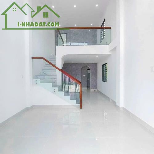 Bán Nhà Cấp 4 có gác lửng (40m2) Gần Chợ Bình Thành, Giá 1Tỷ650 TL - 4