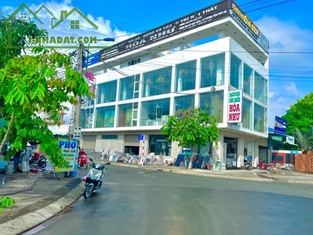 Cần bán nhanh lô đất 100m2 (đã có sổ hồng riêng) ngay khu công nghệ cao.