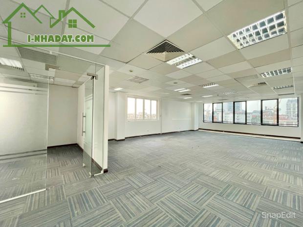 Cho thuê Văn phòng đẹp 120m2, 200m2 mặt phố Nguyễn Du, Quận Hai Bà Trưng, HN. T09/2024. - 2