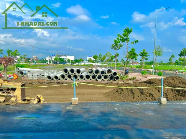 Đất đô thị tọa lạc tại Trung Tâm Hành Chính Long An cách SÀI GÒN 20km, cách cao tốc - 1