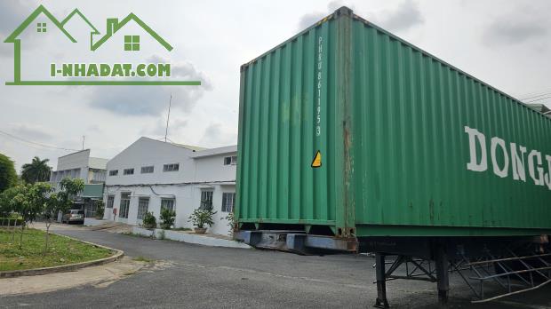 Kho 400m2 xe container vào tới cửa, PCCC đầy đủ, gần khu Chế xuất Linh Trung - 1