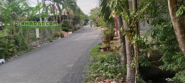 Bán đất tặng nhà cấp 4 rộng mặt tiền đường Nguyễn Văn trường gần Nguyễn Văn Cừ, Đại học FP