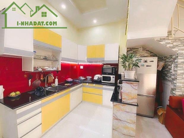 NHÀ F12 TÂN BÌNH NGAY SÁT MẶT TIỀN TRẦN MAI NINH, HẺM NHỰA 3M THÔNG, 45Mx3 3PN ĐẸP, 5.7 TỶ - 1