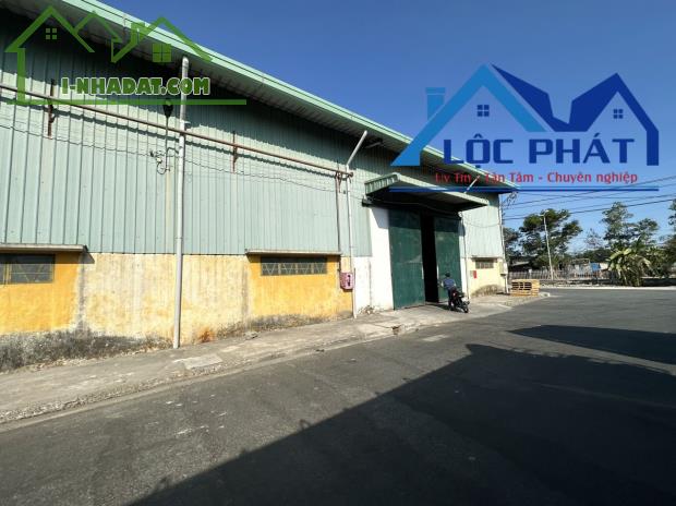 Cho thuê kho KCN Long Bình 1.200 m2 chỉ 55k/m2 Biên Hòa Đồng Nai - 1